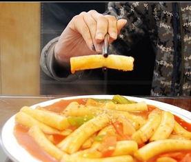 三角花园吃瓜,夏日吃瓜盛宴，畅享清凉时光