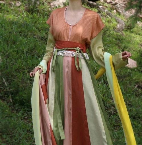 唐朝少女吃瓜头像,揭秘古代宫廷生活一幕