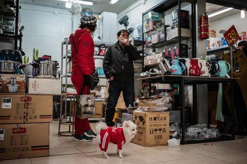 轻纺市场吃瓜  第3张